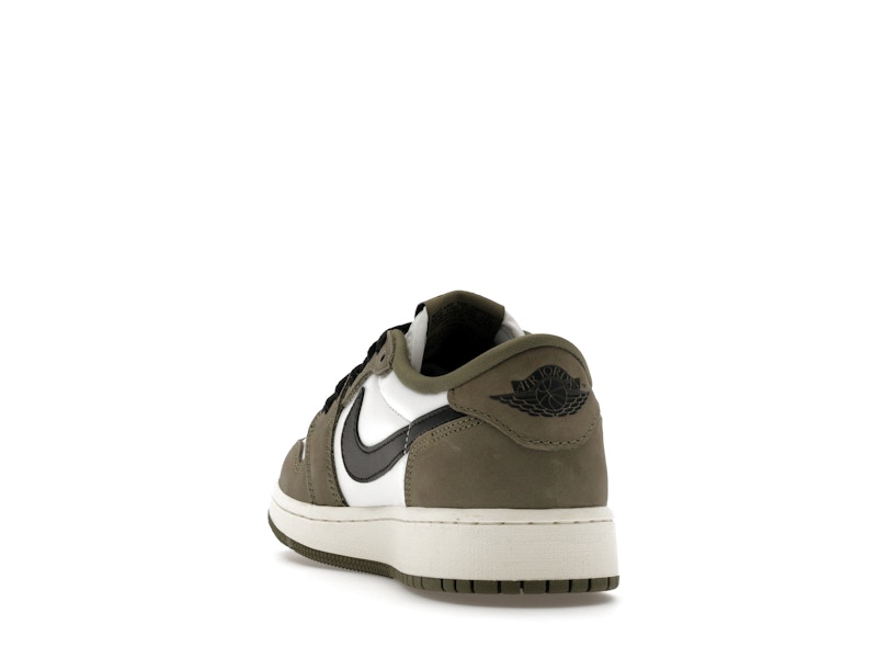 Air Jordan 1 Retro Low OG Medium Olive (GS) - vista 26