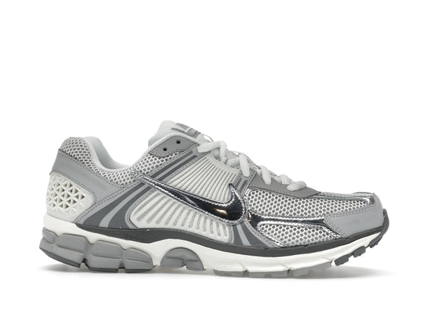 Nike Zoom Vomero 5 Metallic Silver - Summit White/Light Smoke Grey/Smoke Grey/Metallic Silver - IM2219-121 - 01
