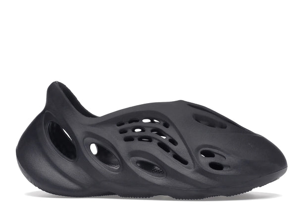 Adidas Yeezy Foam Rnnr Onyx - Onyx/Onyx/Onyx - HP8739 - 01