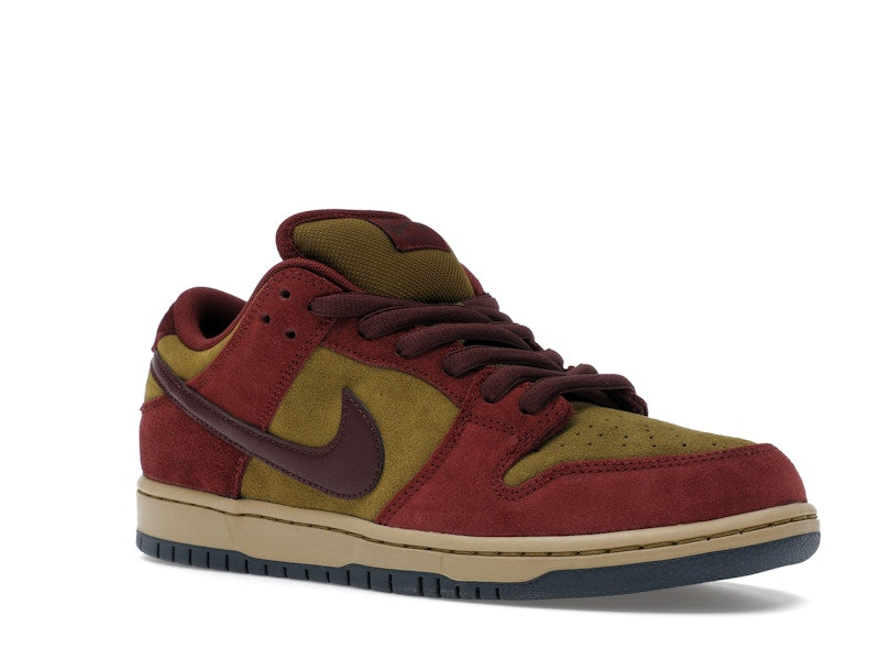 Nike SB Dunk Low Dark Team Red Olive Flak - widok 4