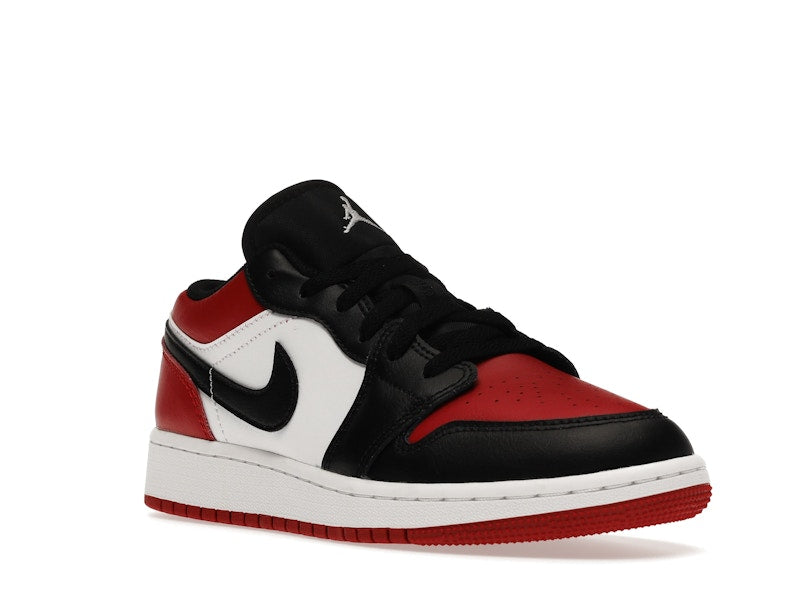 Air Jordan 1 Low Bred Toe (GS) - vista 5