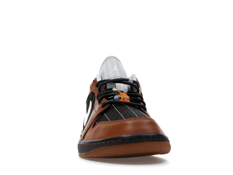 Jordan 1 Low SE Black Sail Light British Tan - vue 9