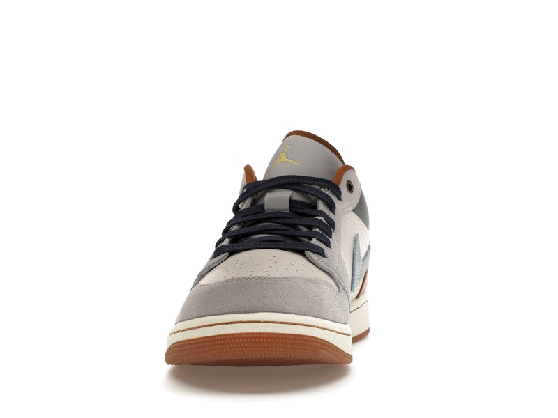 Jordan 1 Low SE Phantom Repaired Denim Swoosh - vue 11