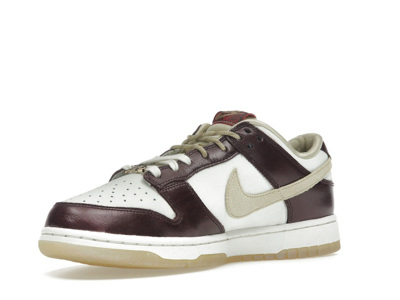 Nike Dunk Low LX Year Of the Snake (Women's) - vue 15