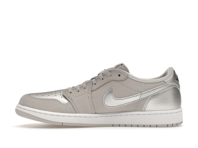 Air Jordan 1 Low OG Metallic Silver - weergave 18