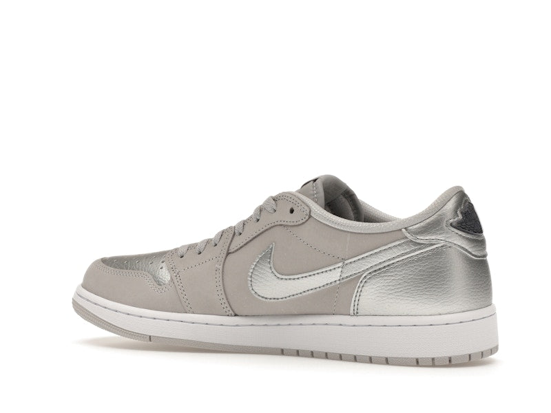 Air Jordan 1 Low OG Metallic Silver - weergave 21
