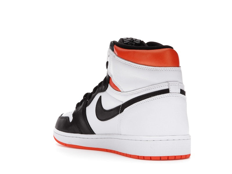 Air Jordan 1 Retro High Electro Orange - vue 24