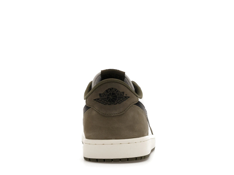 Air Jordan 1 Retro Low OG Medium Olive - view 27
