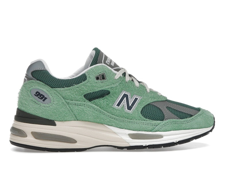 New Balance 991v2 MiUK Mineral Green - view 35