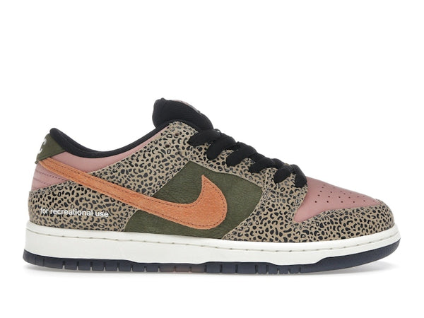 Nike SB Dunk Low Arts Rec