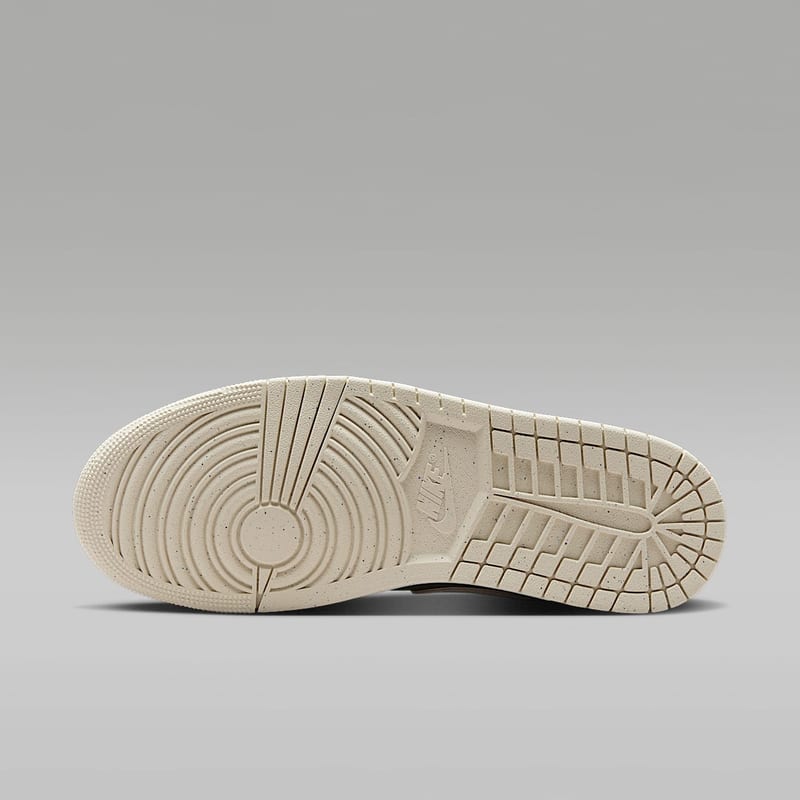 Air Jordan 1 Low SE Medium Olive Sail - widok 37