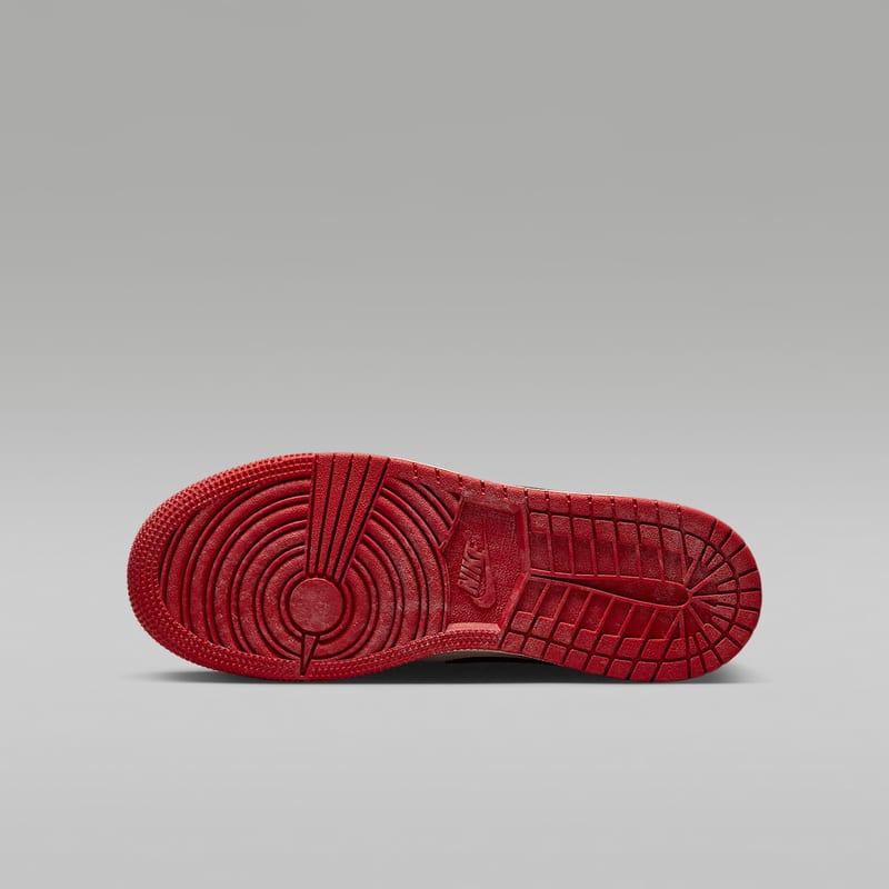 Air Jordan 1 Retro High OG Chicago Reimagined Lost And Found (GS) - view 36