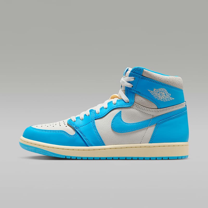 Air Jordan 1 Retro High OG Unc Reimagined - view 38
