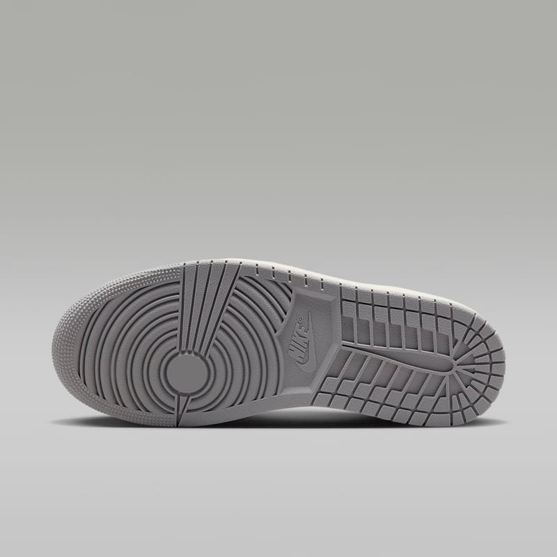 Air Jordan 1 Retro Low OG Atmosphere Gray - view 37