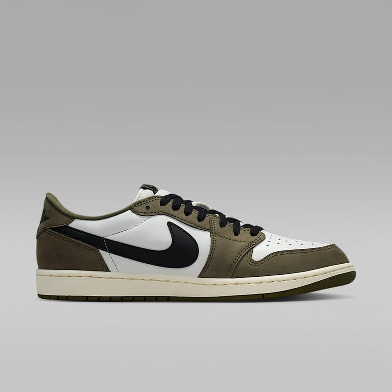 Air Jordan 1 Retro Low OG Medium Olive - view 38