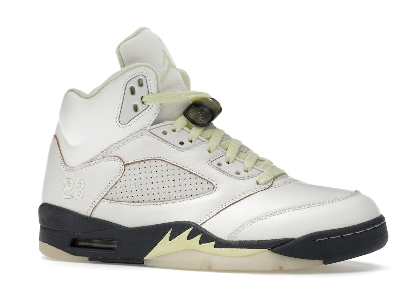 Air Jordan 5 Retro Luminous Green - view 3