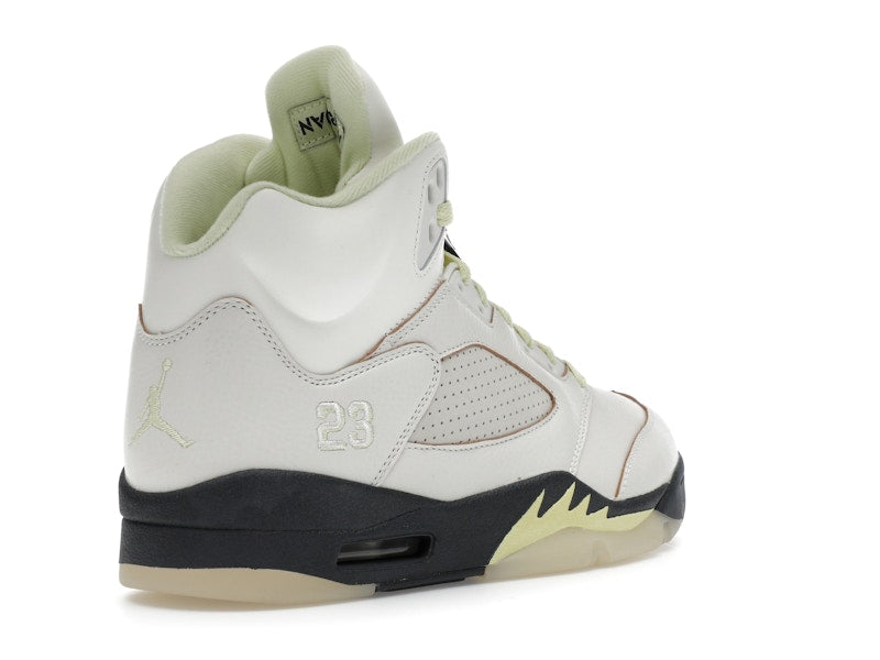 Air Jordan 5 Retro Luminous Green - view 32