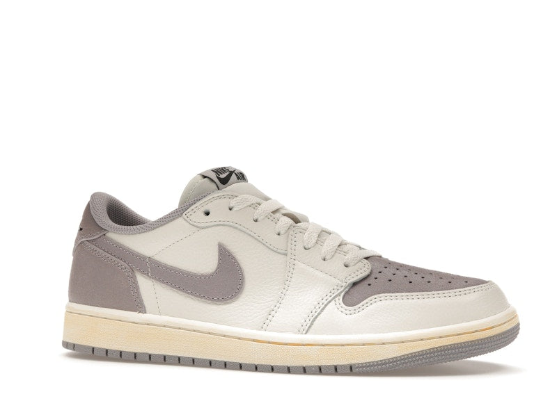 Air Jordan 1 Retro Low OG Atmosphere Gray - view 2
