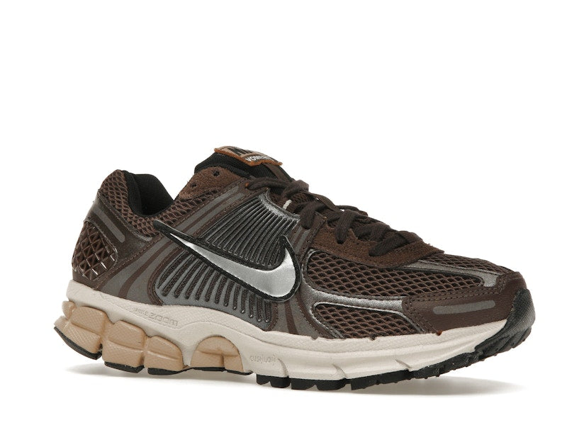 Nike Zoom Vomero 5 Baroque Brown (Women's) - Baroque Brown/Chrome/Light Orewood Brown/Hemp - FN6742-201 - 03