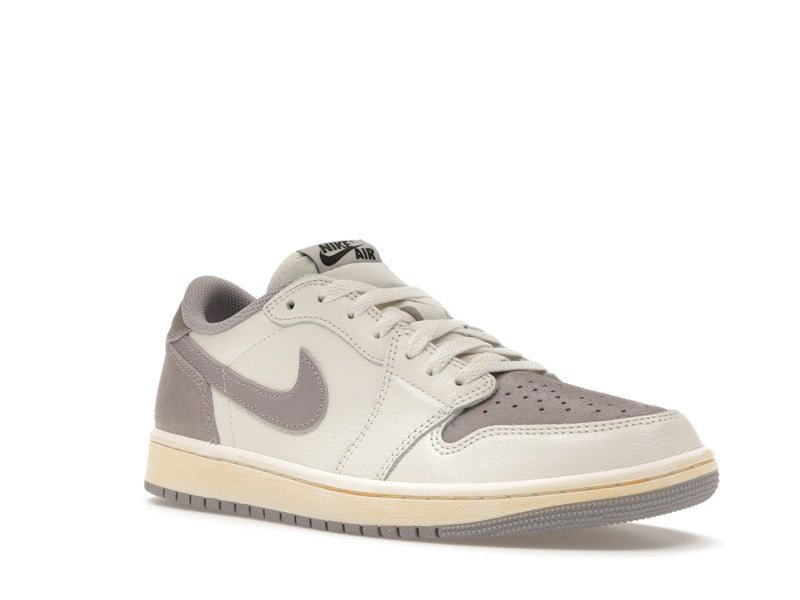 Air Jordan 1 Retro Low OG Atmosphere Gray - view 4