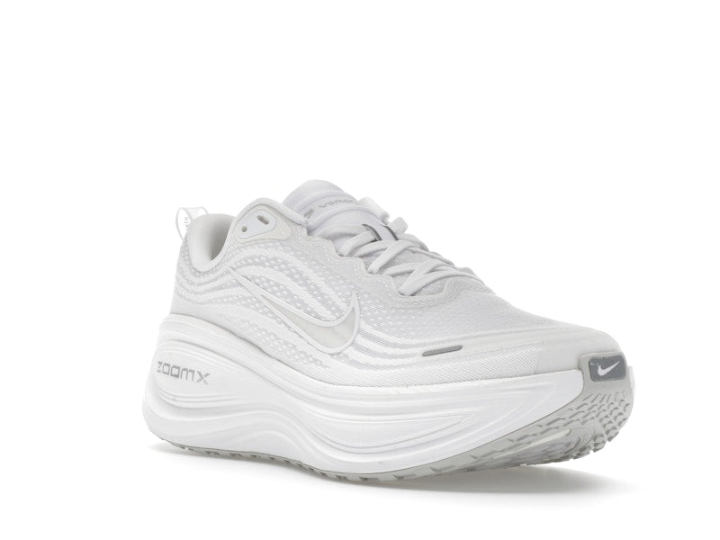 Nike Vomero Plus White - White/White/Metallic Silver/Light Smoke Grey/Vast Grey - HV8150-102 - 05