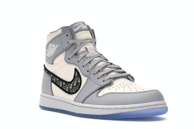 Air Jordan 1 Retro High Dior - Wolf Grey/Sail-Photon Dust-White - CN8607-002 - 05