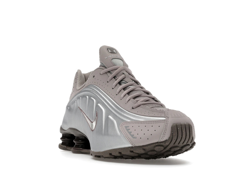 Nike Shox R4 Cave Stone - Cave Stone/College Grey/Baroque Brown/Cave Stone - HQ1988-200 - 06