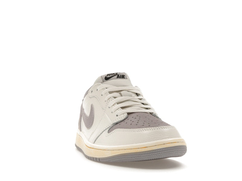 Air Jordan 1 Retro Low OG Atmosphere Gray - view 7