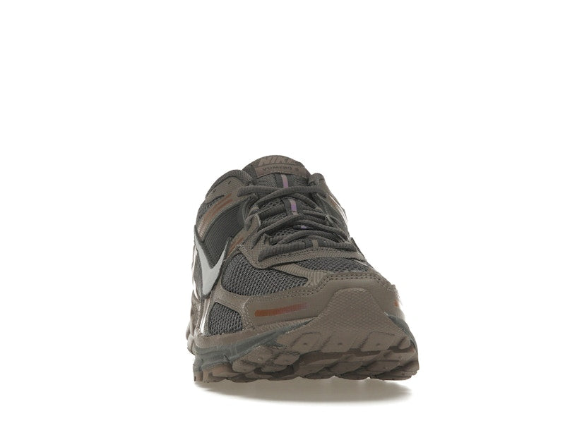 Nike Zoom Vomero 5 Cave Stone - Cave Stone/Multi-Color/Medium Ash/Metallic Silver - HF5493-201 - 08