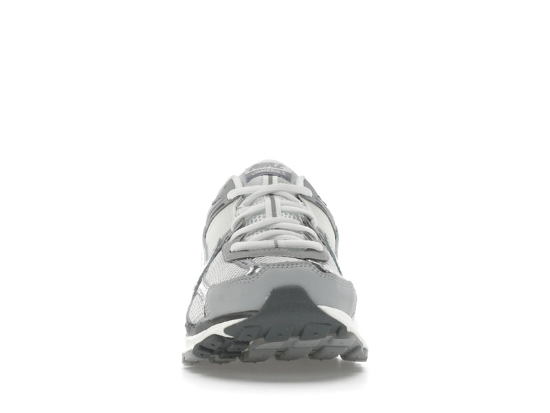 Nike Zoom Vomero 5 Metallic Silver - Summit White/Light Smoke Grey/Smoke Grey/Metallic Silver - IM2219-121 - 09