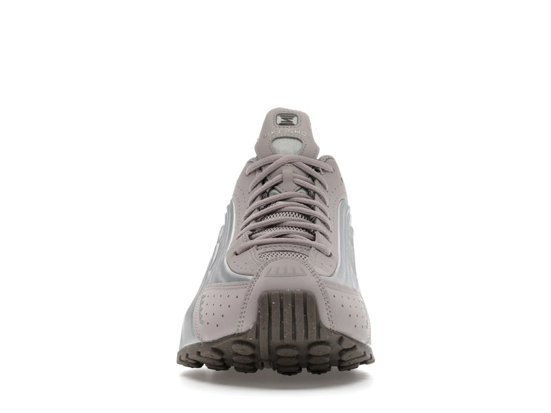 Nike Shox R4 Cave Stone - Cave Stone/College Grey/Baroque Brown/Cave Stone - HQ1988-200 - 09