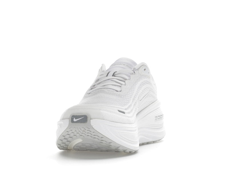 Nike Vomero Plus White - White/White/Metallic Silver/Light Smoke Grey/Vast Grey - HV8150-102 - 11