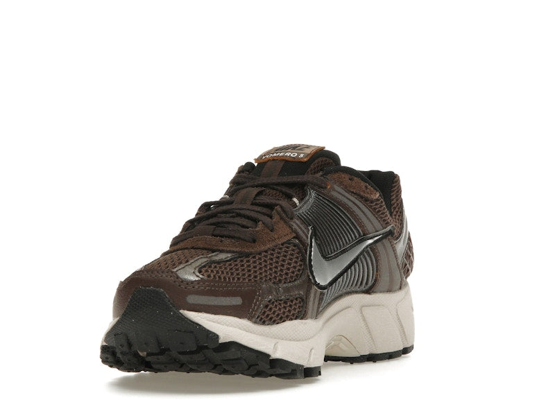 Nike Zoom Vomero 5 Baroque Brown (Women's) - Baroque Brown/Chrome/Light Orewood Brown/Hemp - FN6742-201 - 12