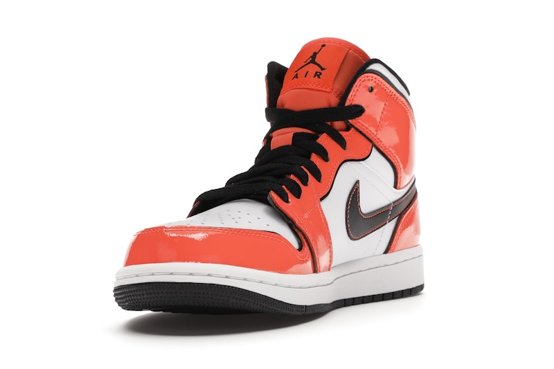 Air Jordan 1 Mid SE Turf Orange - vue 12