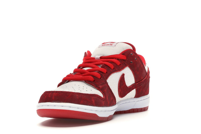 Nike Dunk SB Low Valentines Day (2014) - University Red/University Red-White - 313170-662 - 12