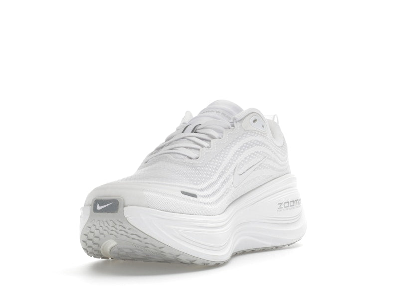 Nike Vomero Plus White - White/White/Metallic Silver/Light Smoke Grey/Vast Grey - HV8150-102 - 12