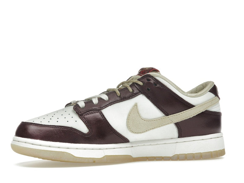 Nike Dunk Low LX Year Of the Snake (Women's) - vue 17