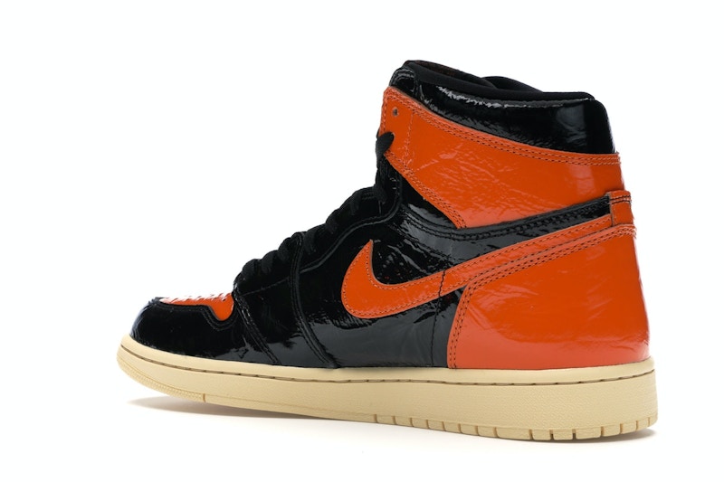 Air Jordan 1 Retro High Shattered Backboard 3 - Black/Pale Vanilla-Starfish - 555088-028 - 22