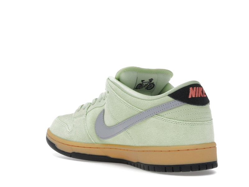 Nike SB Dunk Low Verdugo Mountain - Pistachio Frost/Wolf Grey/Black/Gum Yellow/Magic Ember/Black - HQ1626-300 - 23