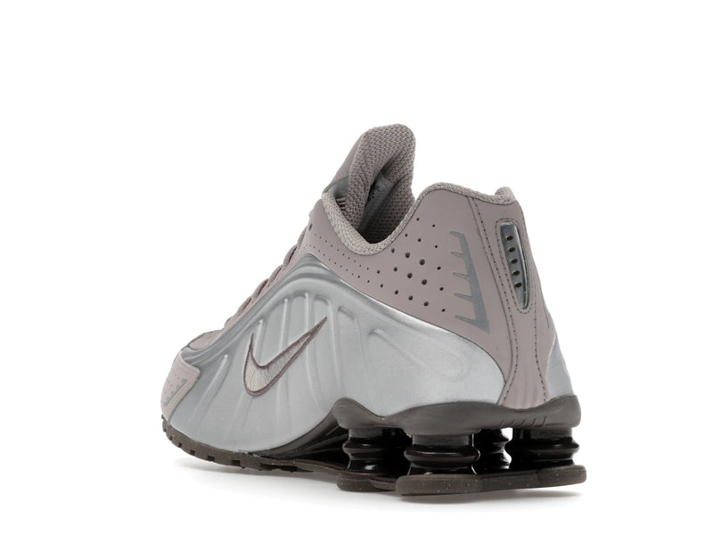 Nike Shox R4 Cave Stone - Cave Stone/College Grey/Baroque Brown/Cave Stone - HQ1988-200 - 24