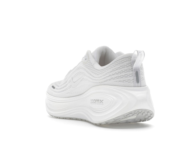 Nike Vomero Plus White - White/White/Metallic Silver/Light Smoke Grey/Vast Grey - HV8150-102 - 24