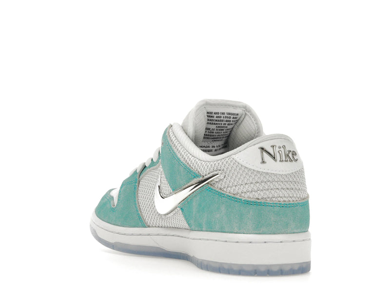 Nike SB Dunk Low April Skateboards - Turbo Green/Metallic Silver/Turbo Green - FD2562-400 - 24