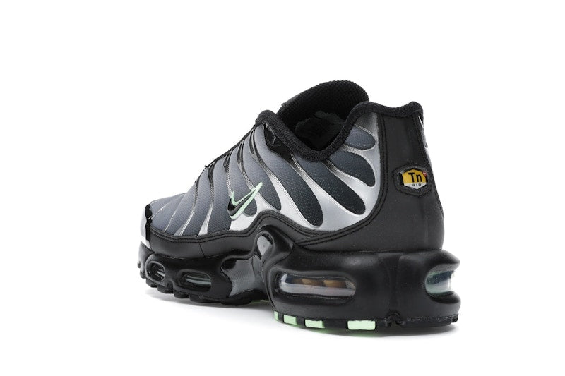 Nike Air Max Plus Black Particle Grey Vapour Green - Black/Particle Grey-Vapour Green-Black - CZ7552-001 - 24