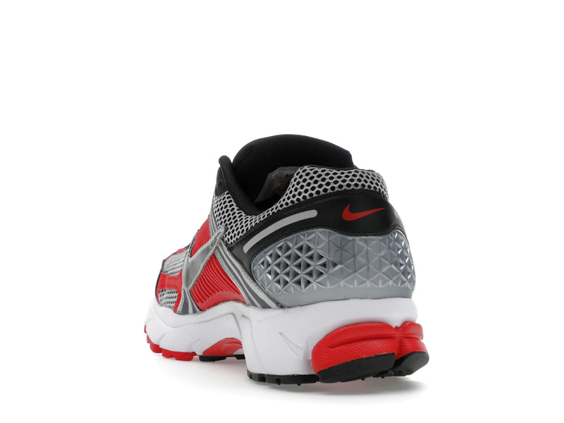 Nike Zoom Vomero 5 Metallic Silver University Red - Metallic Silver/University Red/White/Black - HV0926-095 - 25