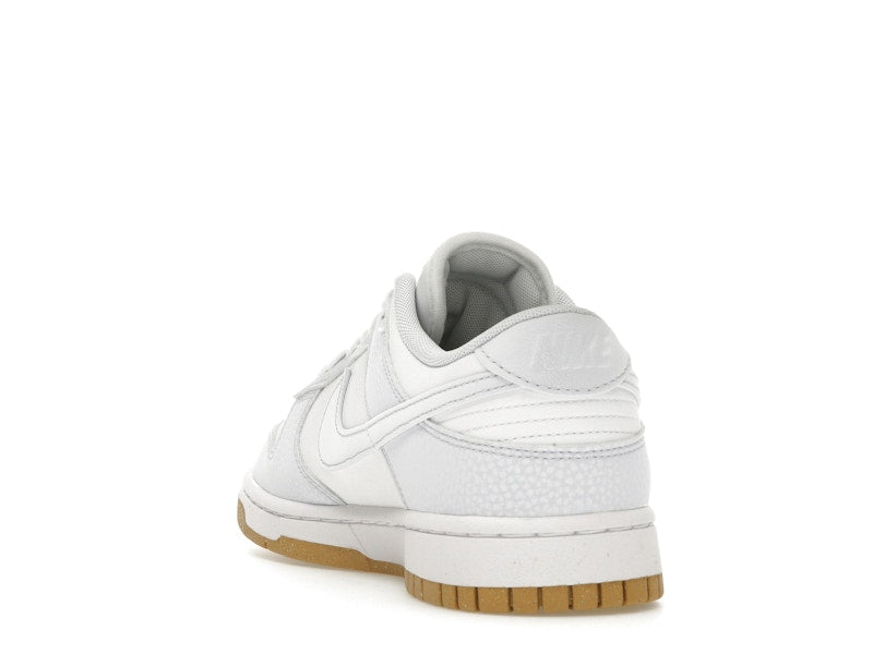 Nike Dunk Low Next Nature Football Grey Gum (Women's) - visning 26
