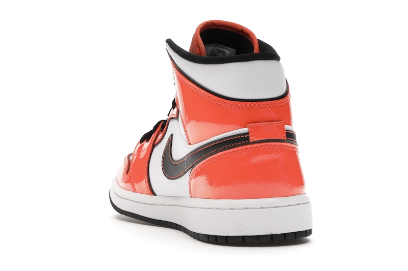 Air Jordan 1 Mid SE Turf Orange - vue 25