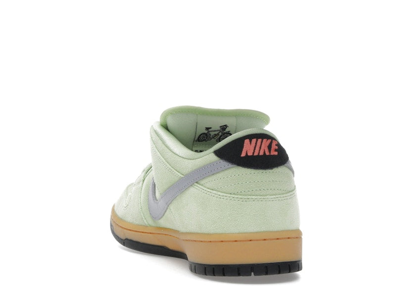 Nike SB Dunk Low Verdugo Mountain - Pistachio Frost/Wolf Grey/Black/Gum Yellow/Magic Ember/Black - HQ1626-300 - 25