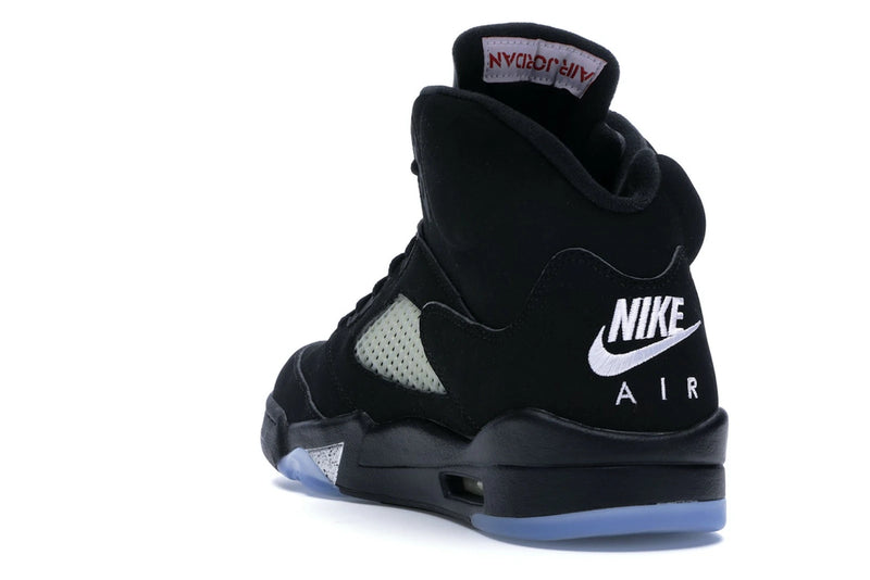 Jordan 5 Retro Black Metallic (2016) - Black/Fire Red-Metallic Silver-White - 845035-003 - 25