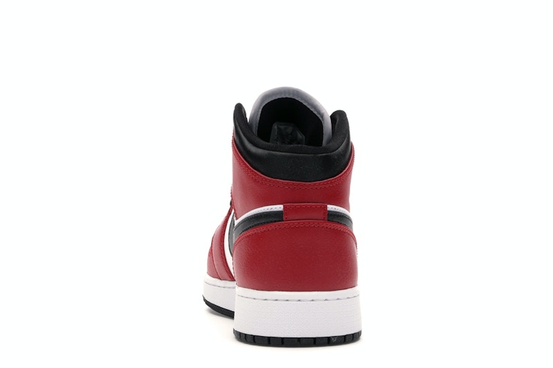 Air Jordan 1 Mid Chicago Black Toe (GS) - weergave 26