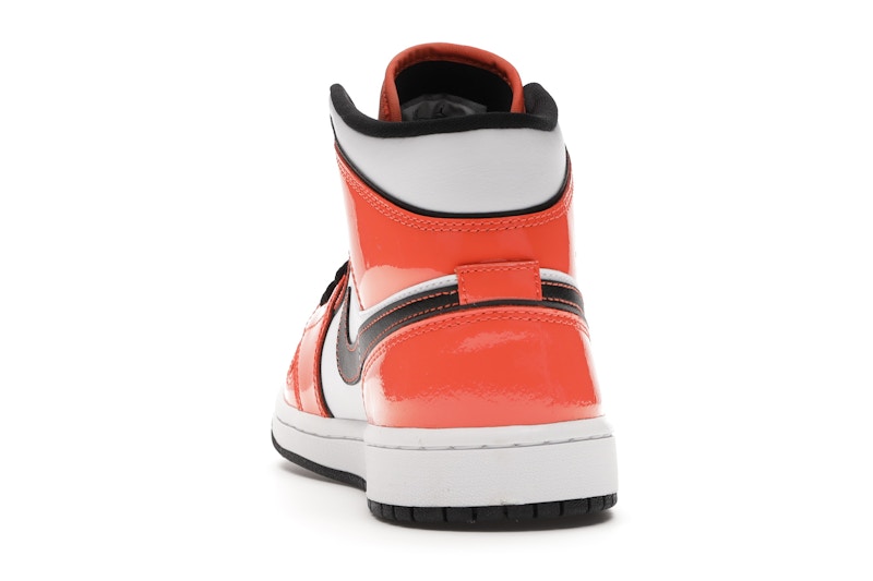Air Jordan 1 Mid SE Turf Orange - vue 26